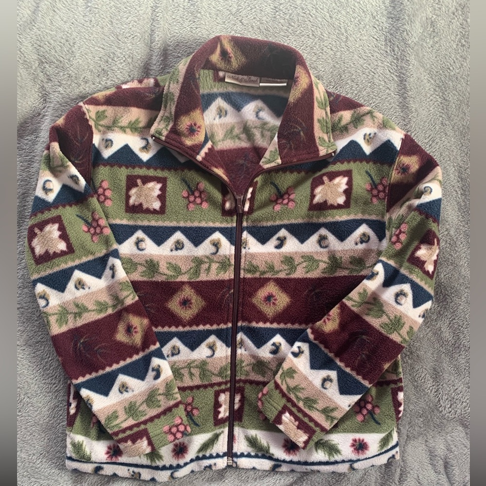 Nick & Sarah Button down sweater